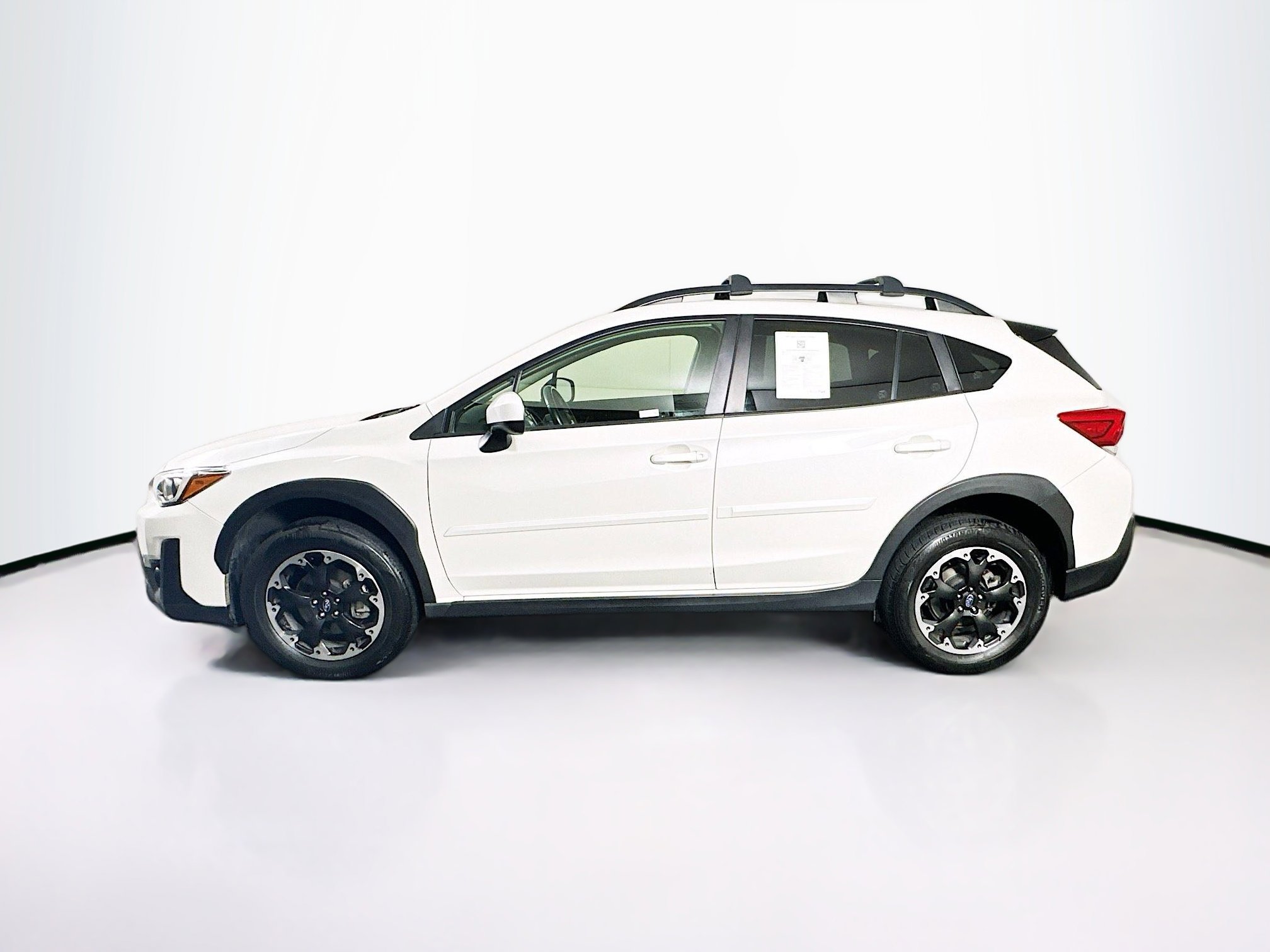 Used 2021 Subaru Crosstrek 2.0i Premium w/ Moonroof Package AWD/4WD image 4