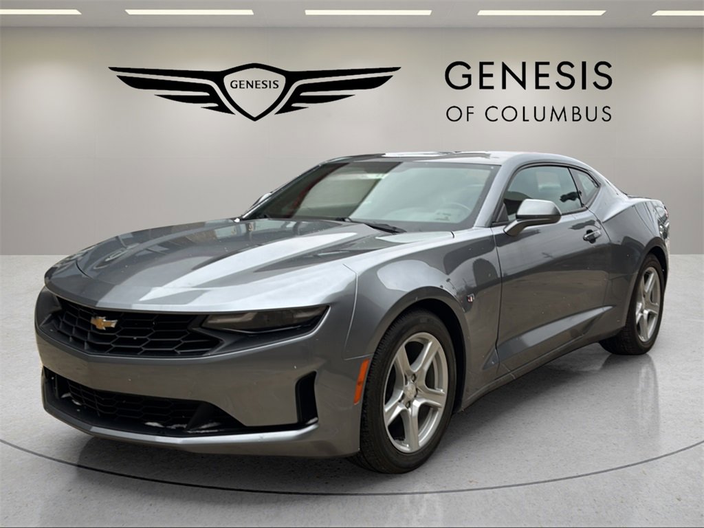 Used 2020 Chevrolet Camaro LT image 1