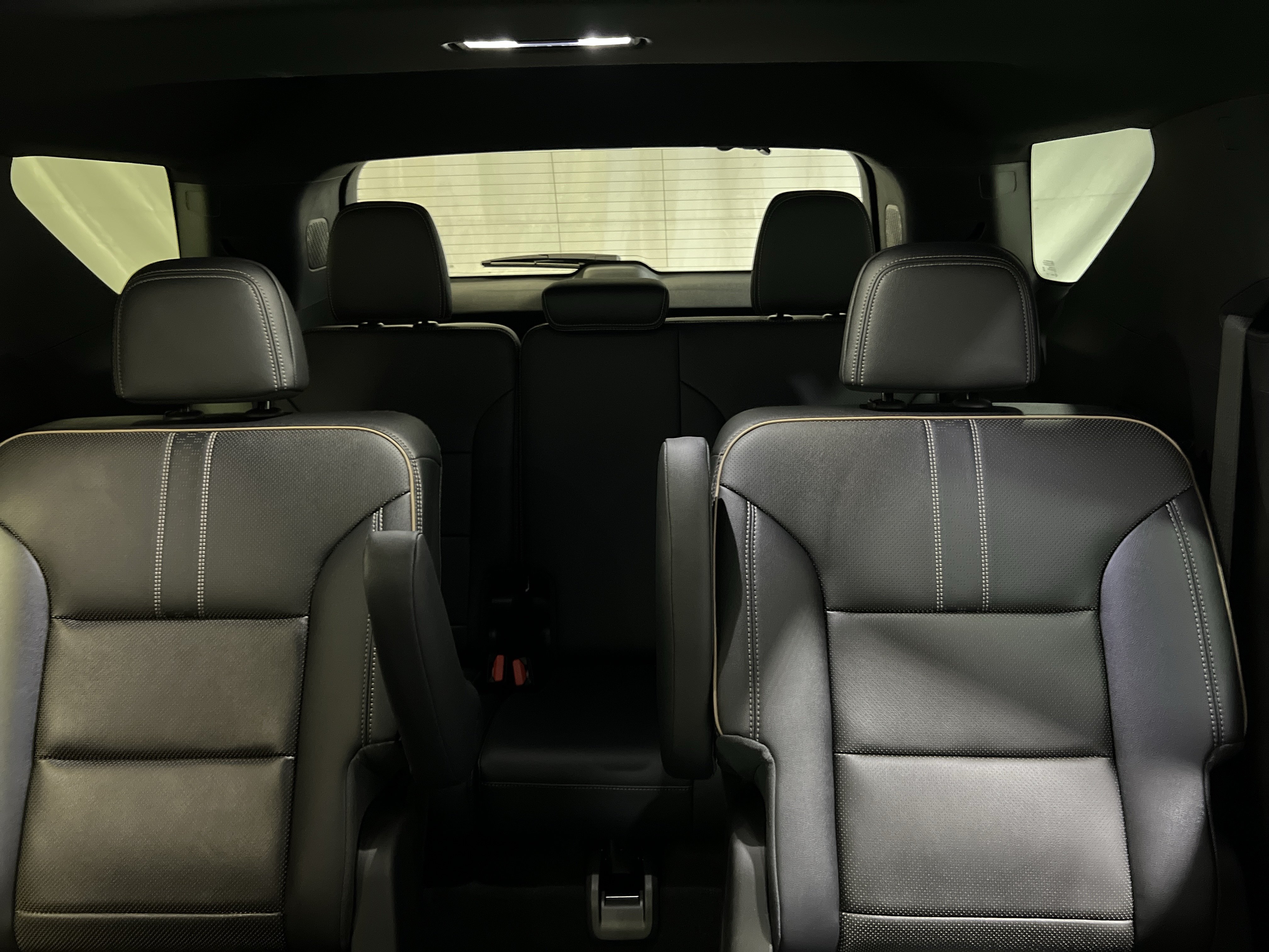 Used 2026 Chevrolet Traverse High Country FWD image 19
