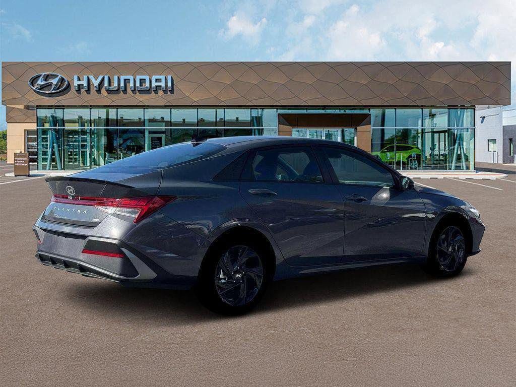 New 2026 Hyundai Elantra SEL w/ Cargo Package FWD image 7