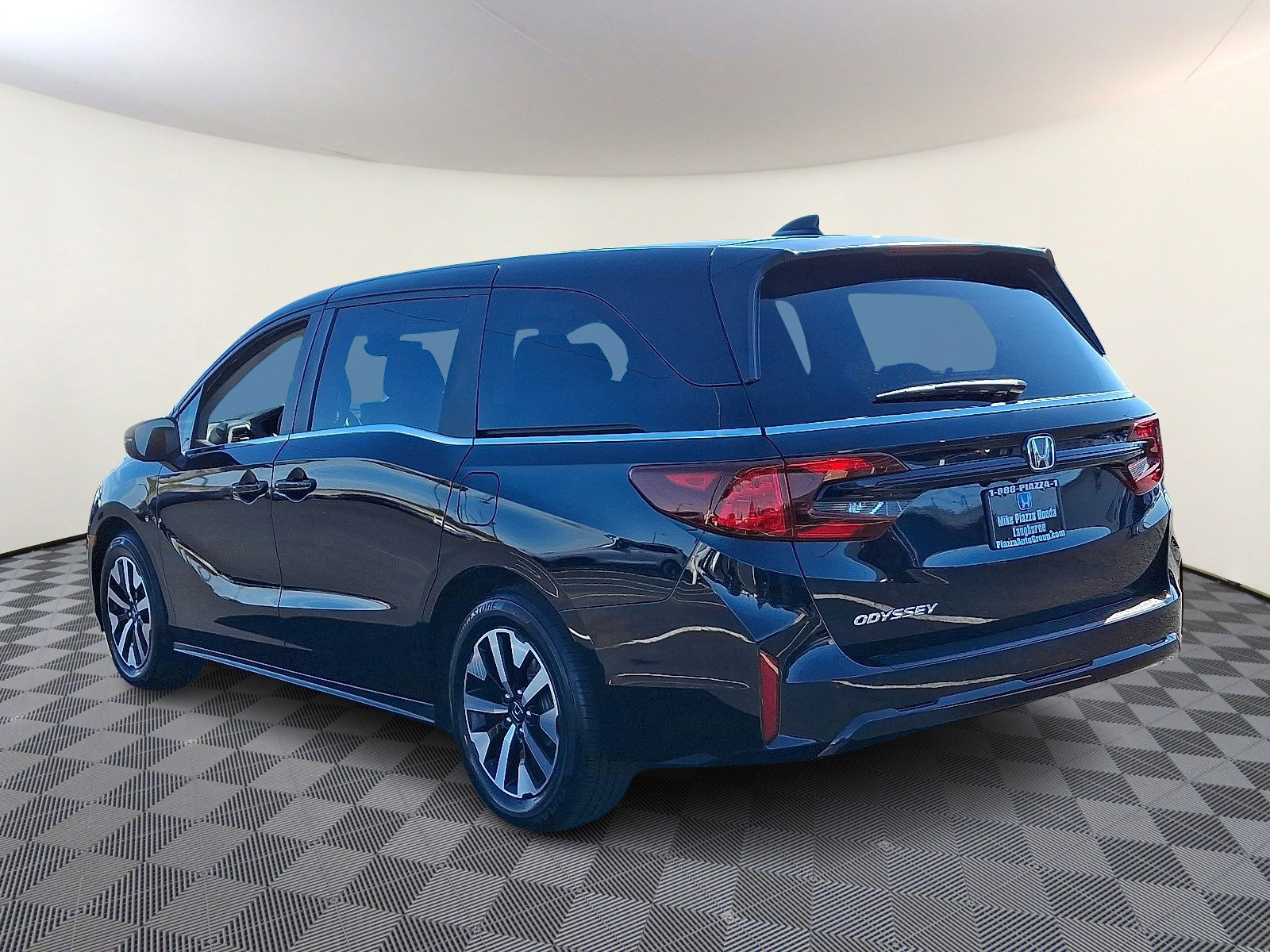 Used 2025 Honda Odyssey EX-L image 5
