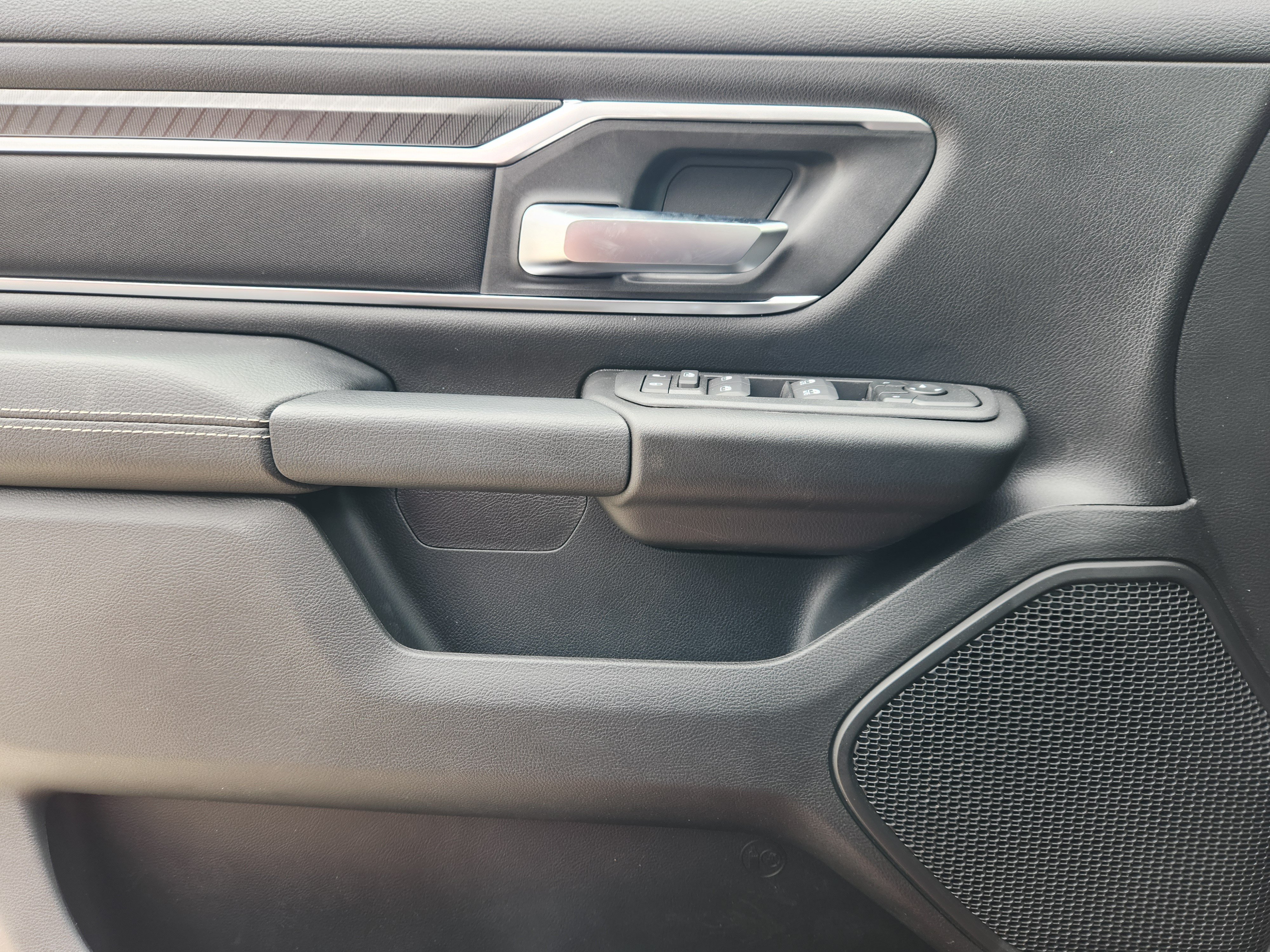 New 2026 RAM 1500 Big Horn AWD/4WD image 17