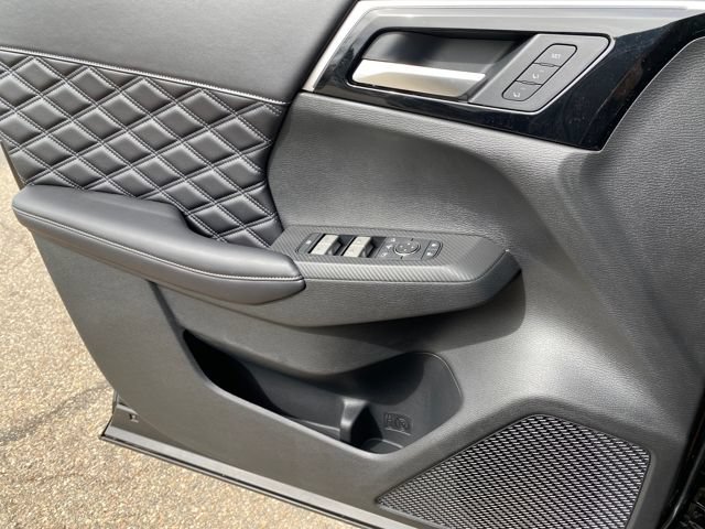New 2026 Nissan Rogue Platinum AWD/4WD image 13