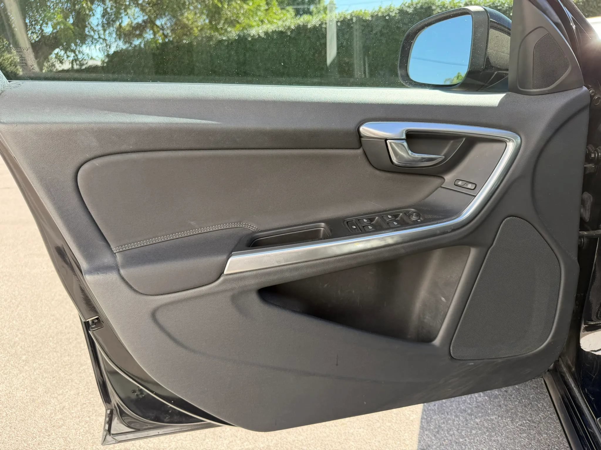 Used 2014 Volvo S60 T5 FWD image 28