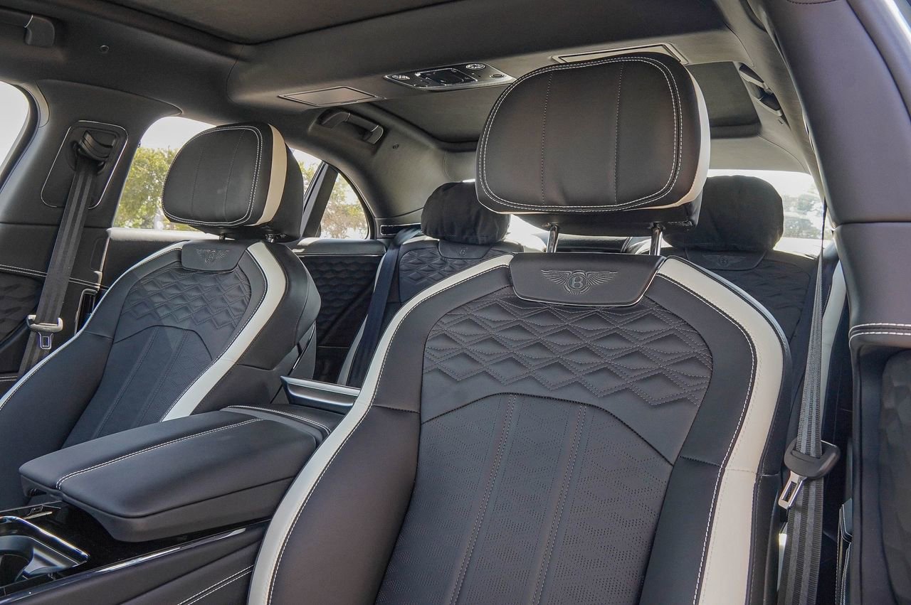 New 2026 Bentley Flying Spur Plug-In Hybrid AWD/4WD image 21