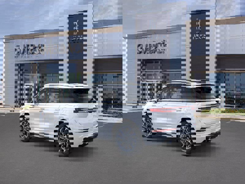 New 2025 Lincoln Corsair Grand Touring w/ Equipment Group 302A image 4