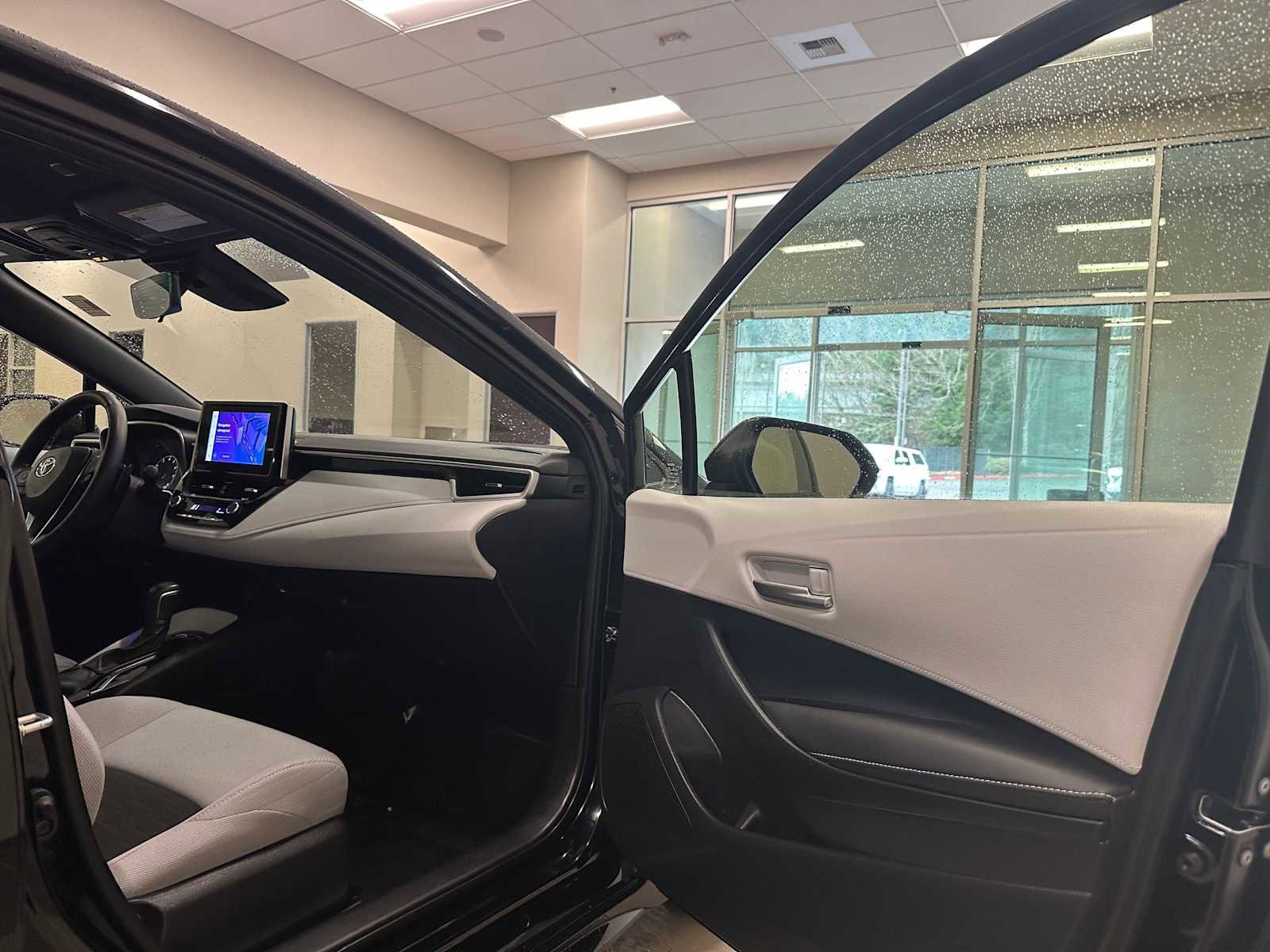 Certified 2023 Toyota Corolla SE image 27