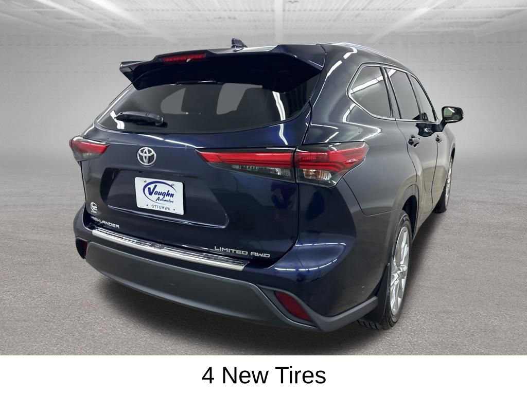 Used 2023 Toyota Highlander Limited AWD/4WD image 14