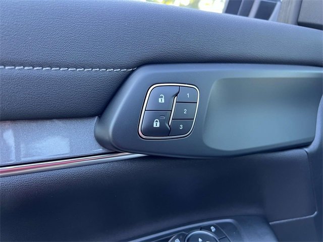 New 2025 Ford Ranger Lariat w/ FX4 Off-Road Package image 13