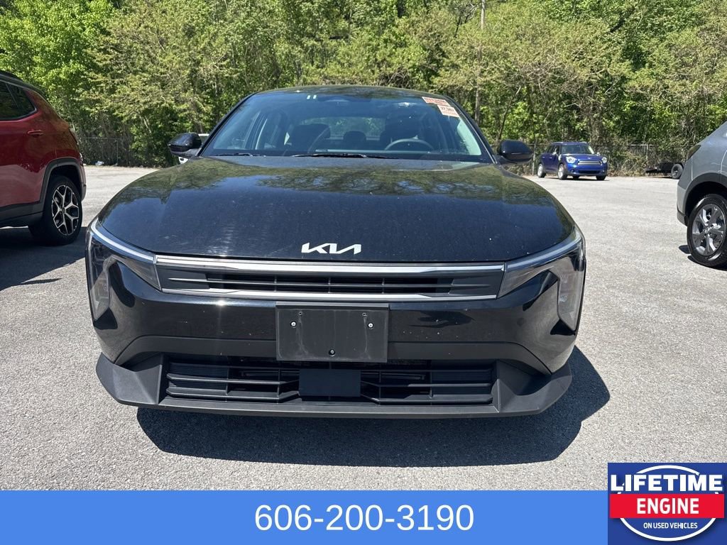 Used 2025 Kia K4 LXS FWD image 3