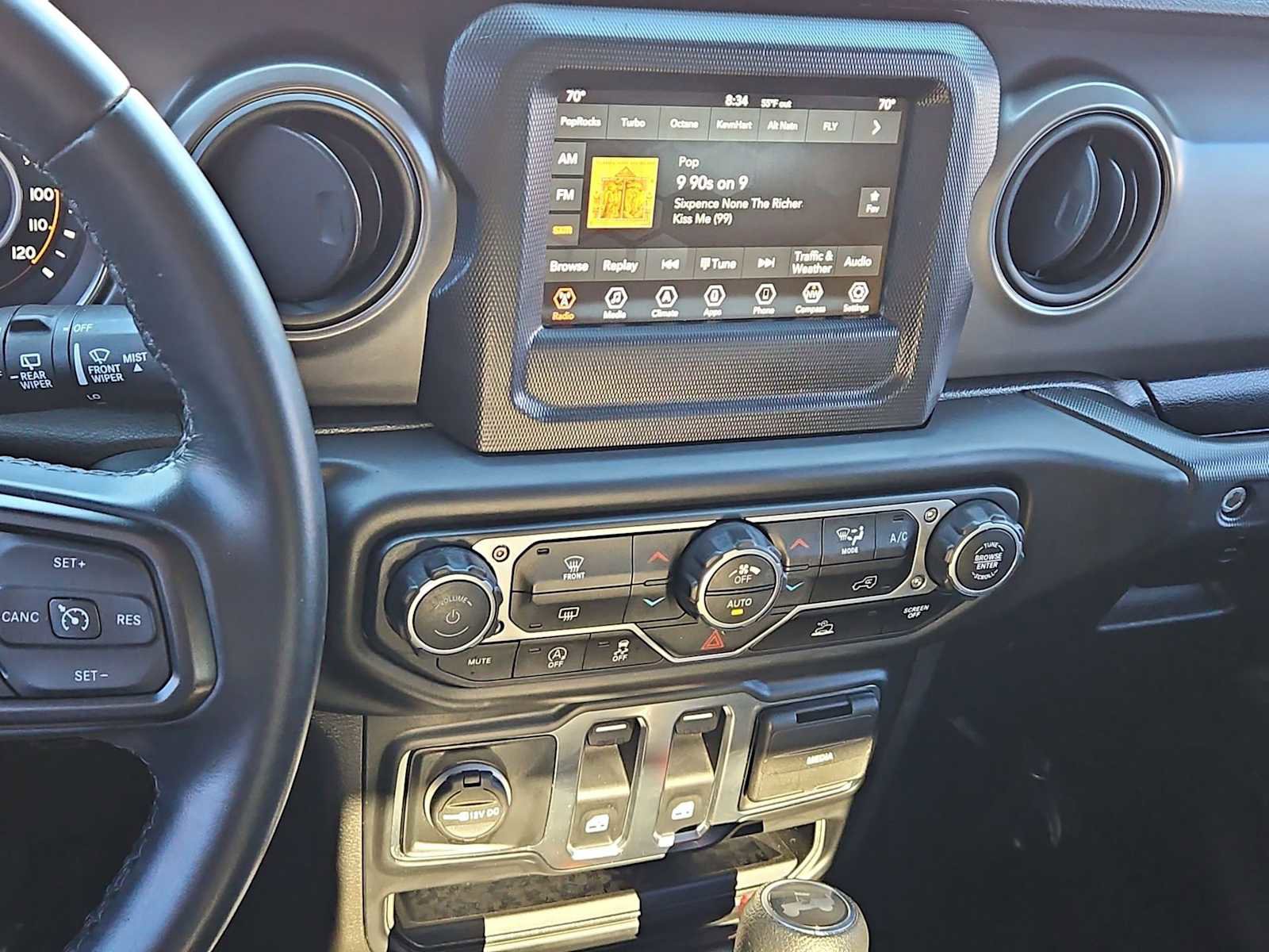 Used 2022 Jeep Wrangler Willys image 25