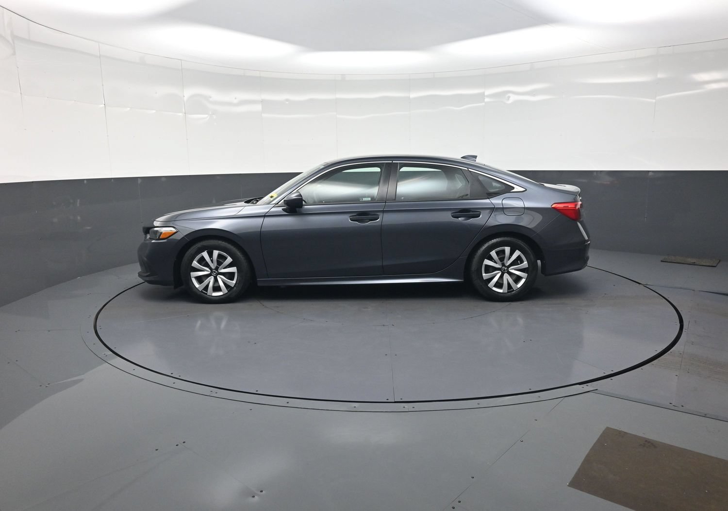 Used 2024 Honda Civic LX image 6