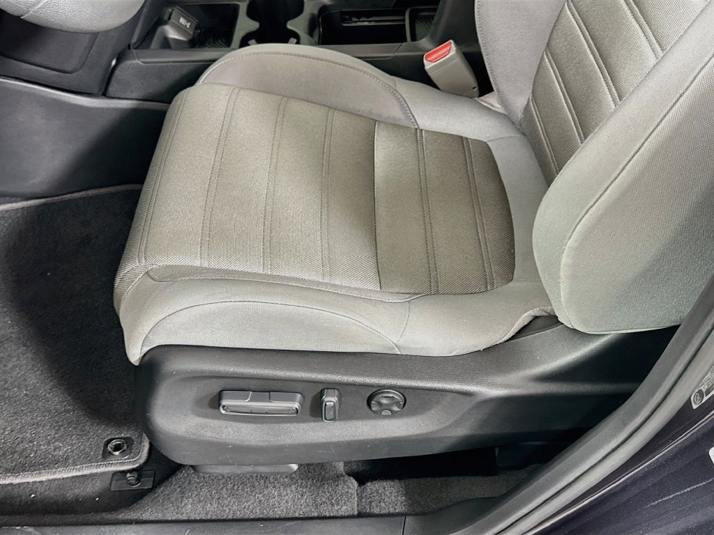 Used 2017 Honda CR-V EX image 19