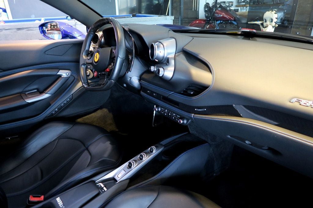 Used 2020 Ferrari F8 Tributo RWD image 7