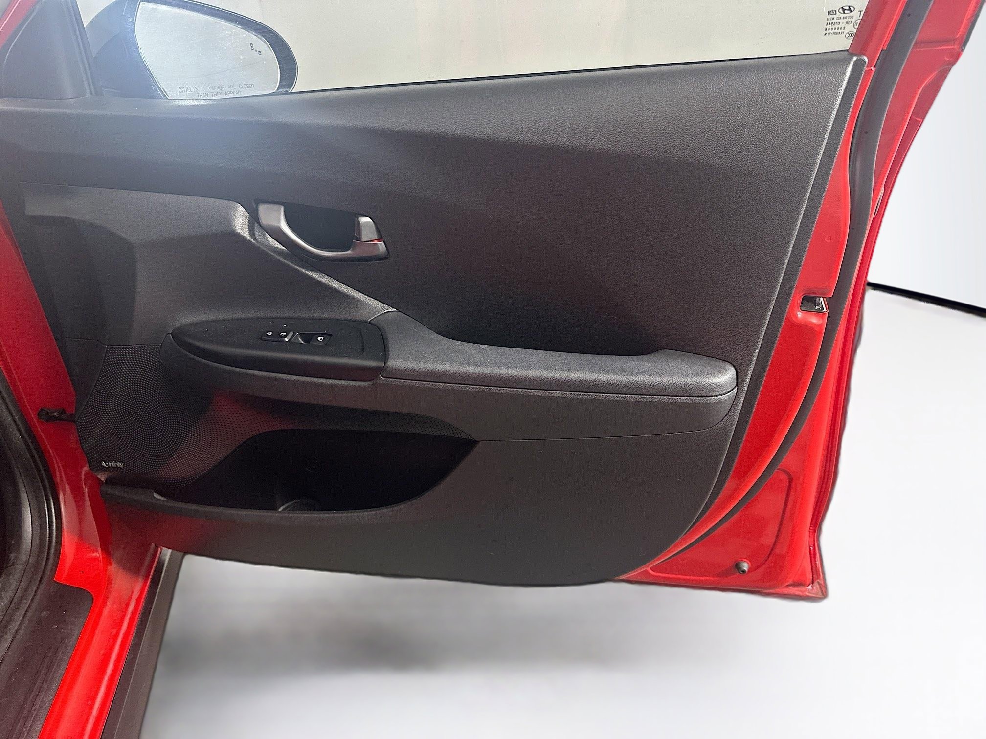 Used 2019 Hyundai Veloster 2.0 Premium image 31