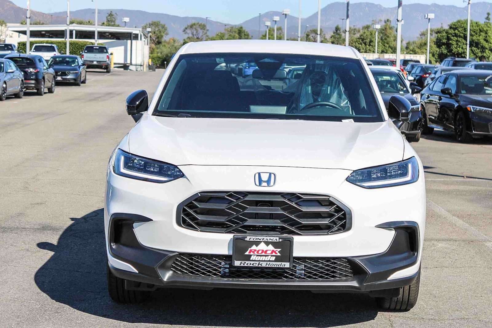 Used 2027 Honda HR-V Sport image 2
