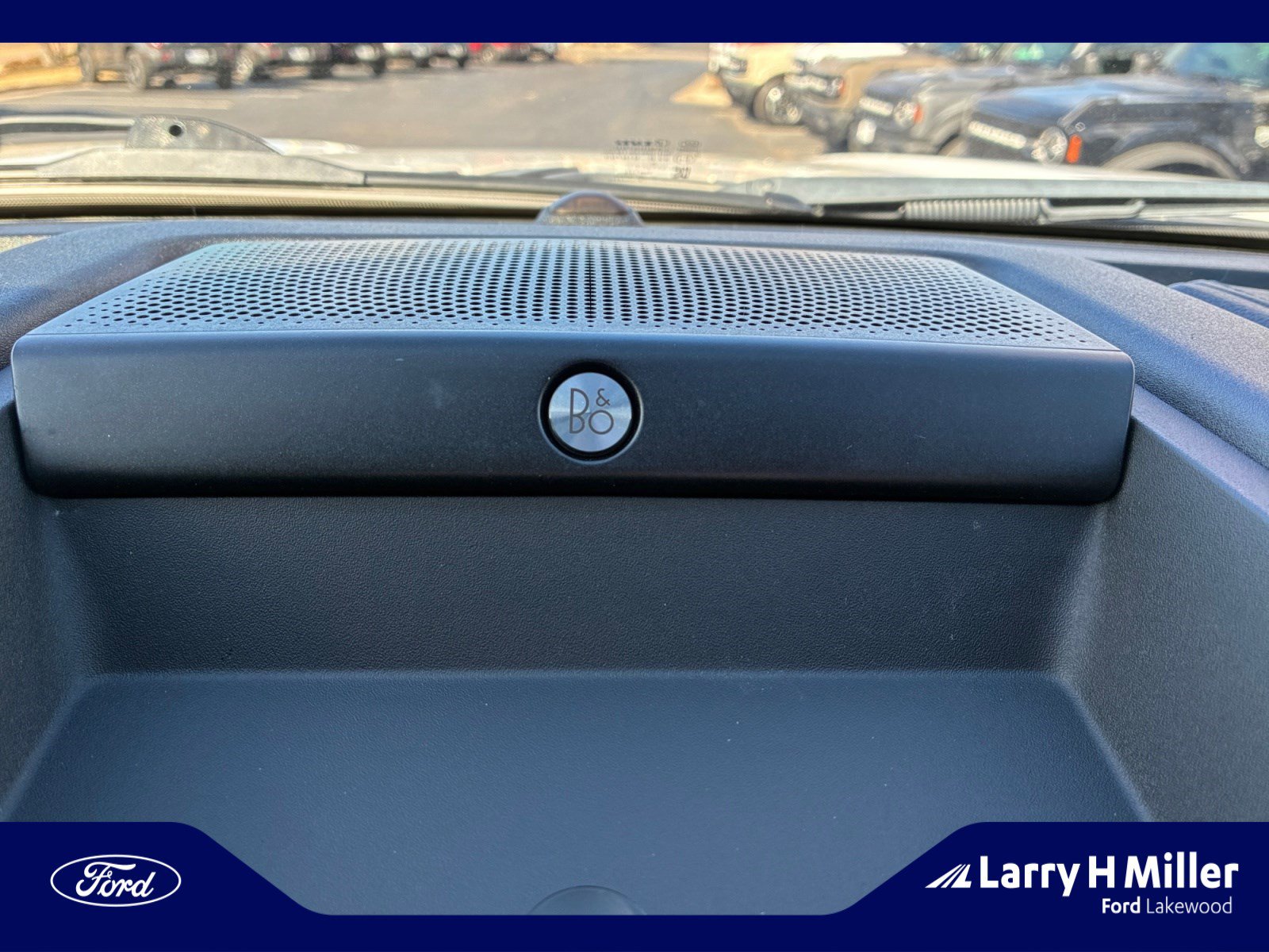 Used 2018 Ford F150 Lariat w/ Equipment Group 502A Luxury image 27