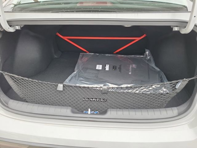 New 2026 Hyundai Elantra N FWD image 24