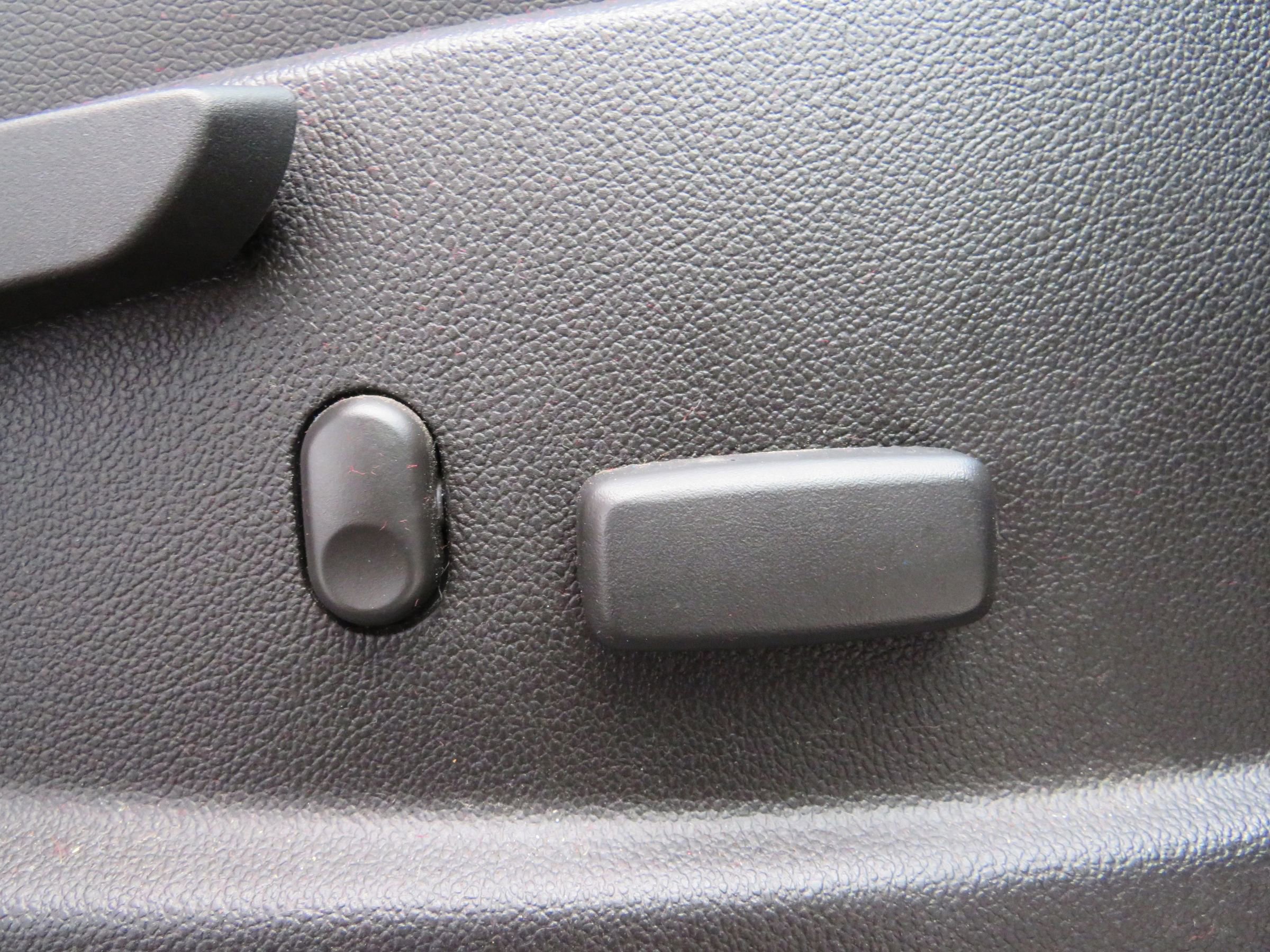 Used 2015 Chevrolet Colorado Z71 image 33