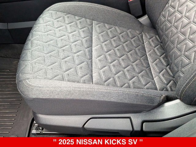 Certified 2025 Nissan Kicks SV w/ SV Premium Package AWD/4WD image 17