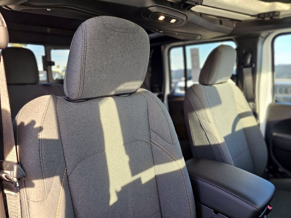 New 2026 Jeep Gladiator Sport AWD/4WD image 26