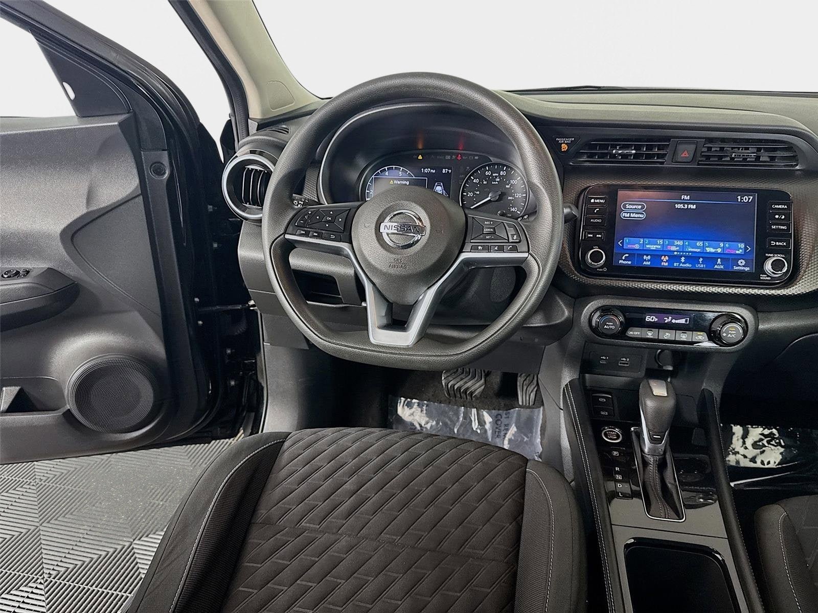 Certified 2021 Nissan Kicks SV FWD image 21