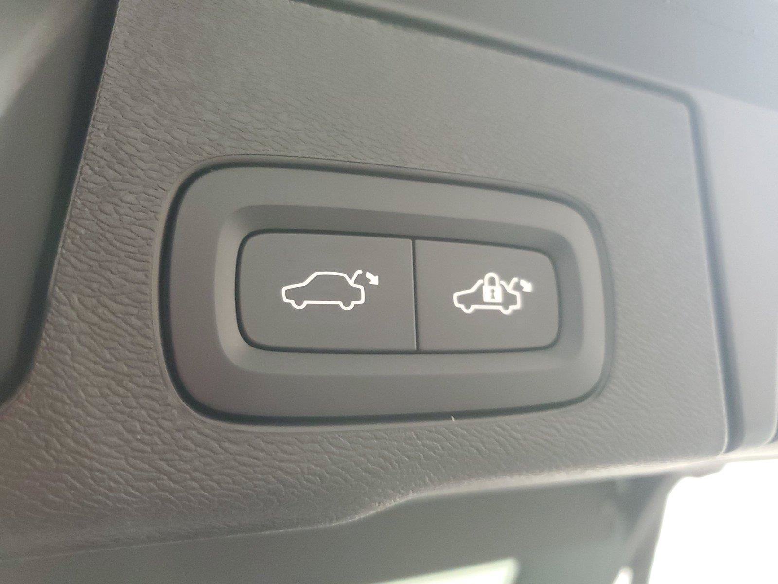New 2027 Volvo XC60 B5 Ultra AWD/4WD image 10