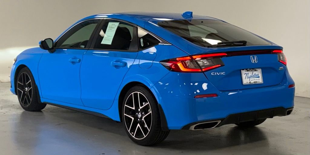 Used 2023 Honda Civic Sport Touring image 4