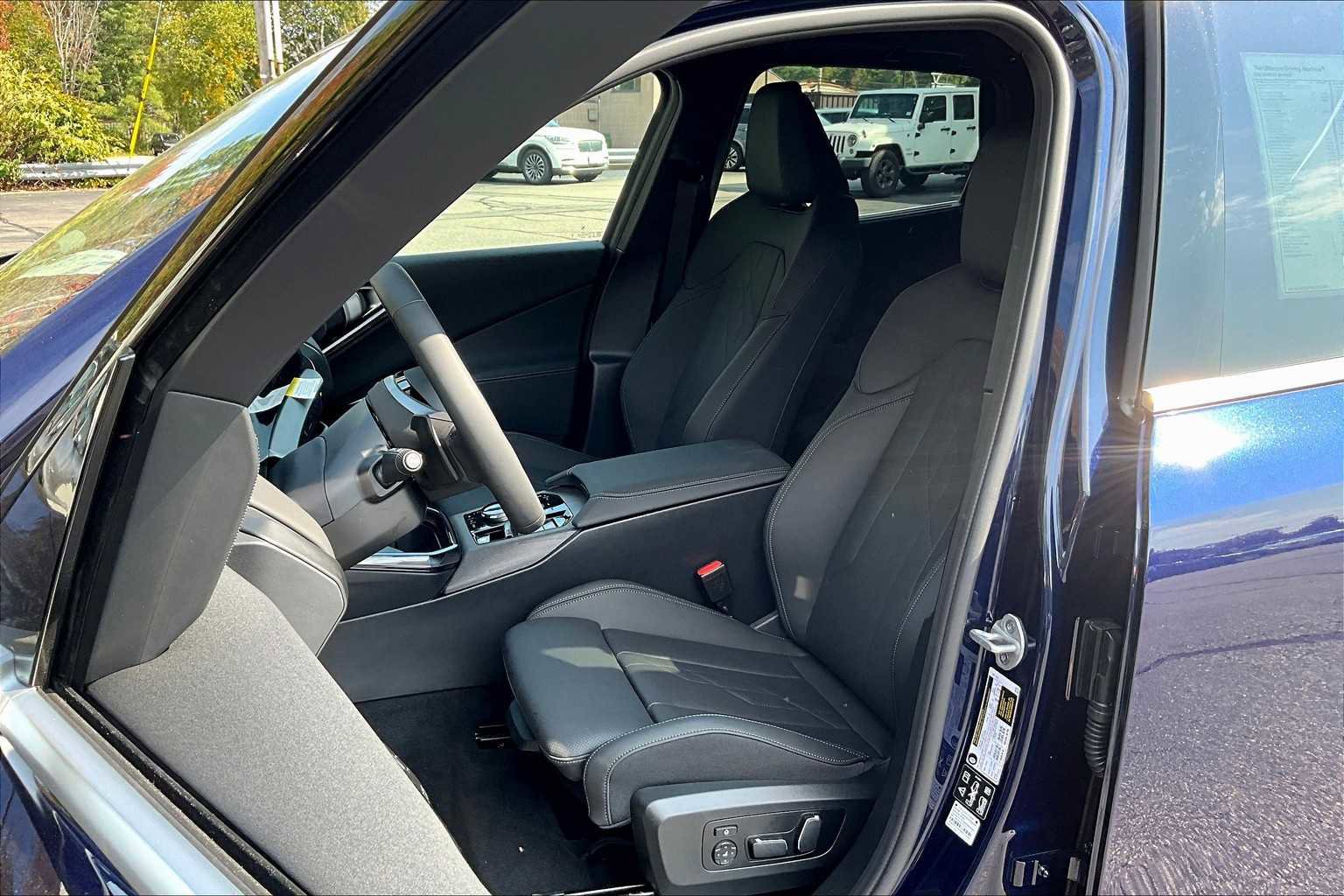 New 2026 BMW X3 xDrive30 w/ Premium Package image 9