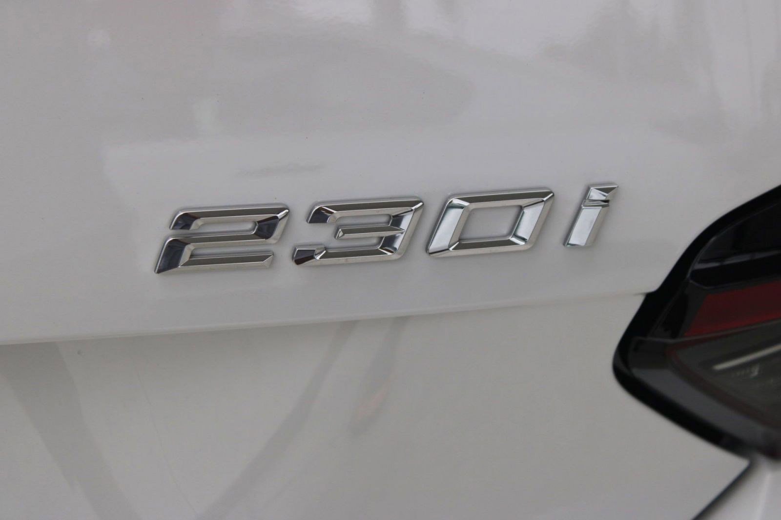 Used 2026 BMW 230i Coupe w/ Premium Package image 20