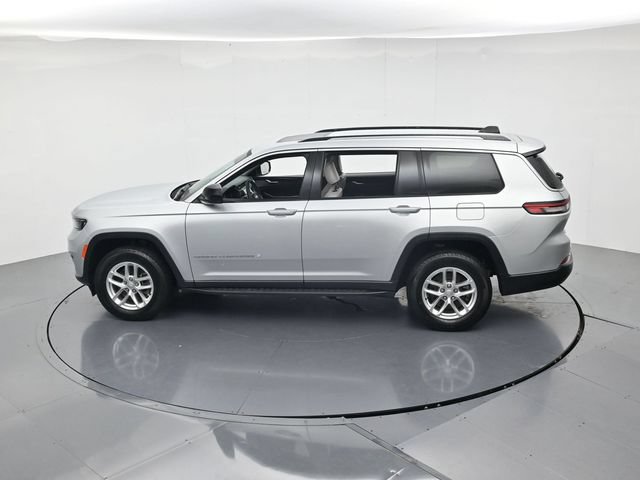 Used 2023 Jeep Grand Cherokee L Laredo w/ Luxury Tech Group I AWD/4WD image 46