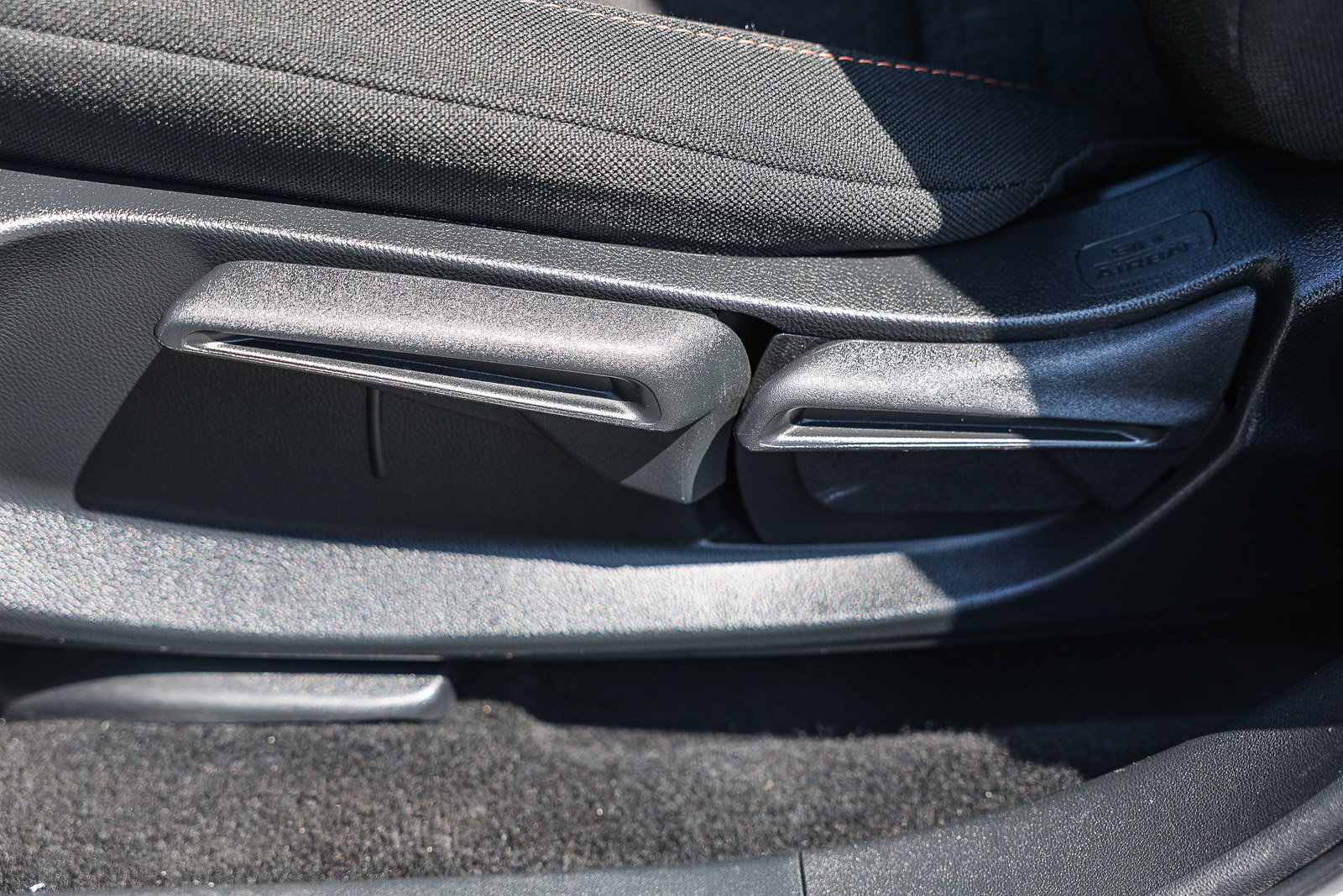 Certified 2025 Honda HR-V Sport image 12