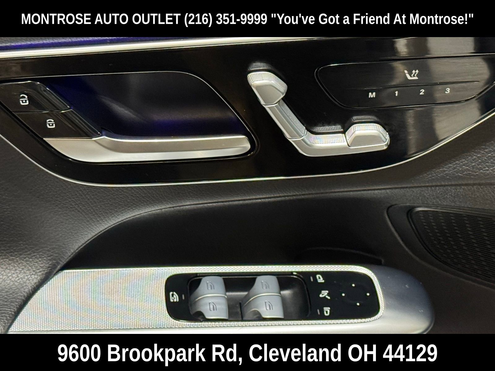 Used 2023 Mercedes-Benz GLC 300 4MATIC image 12