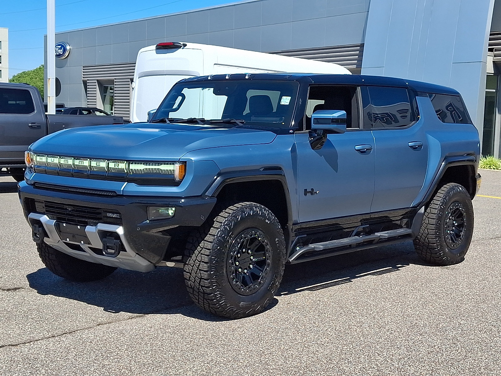 Used 2024 GMC Hummer EV 3X w/ Omega Edition AWD/4WD image 5