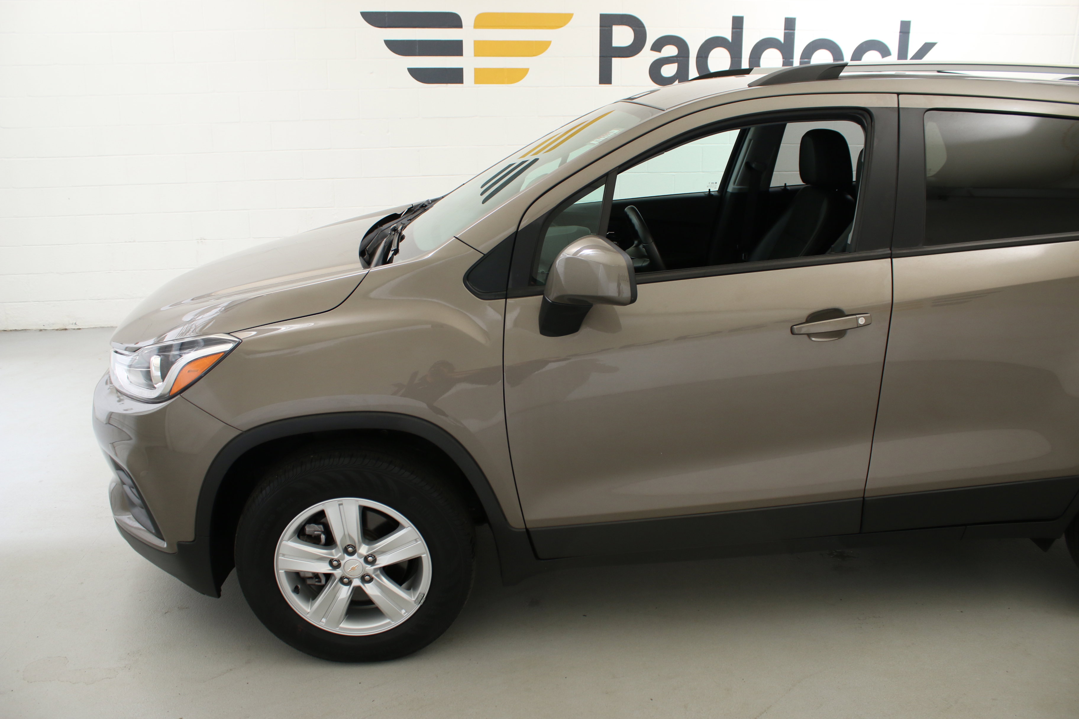 Used 2021 Chevrolet Trax LT AWD/4WD image 4