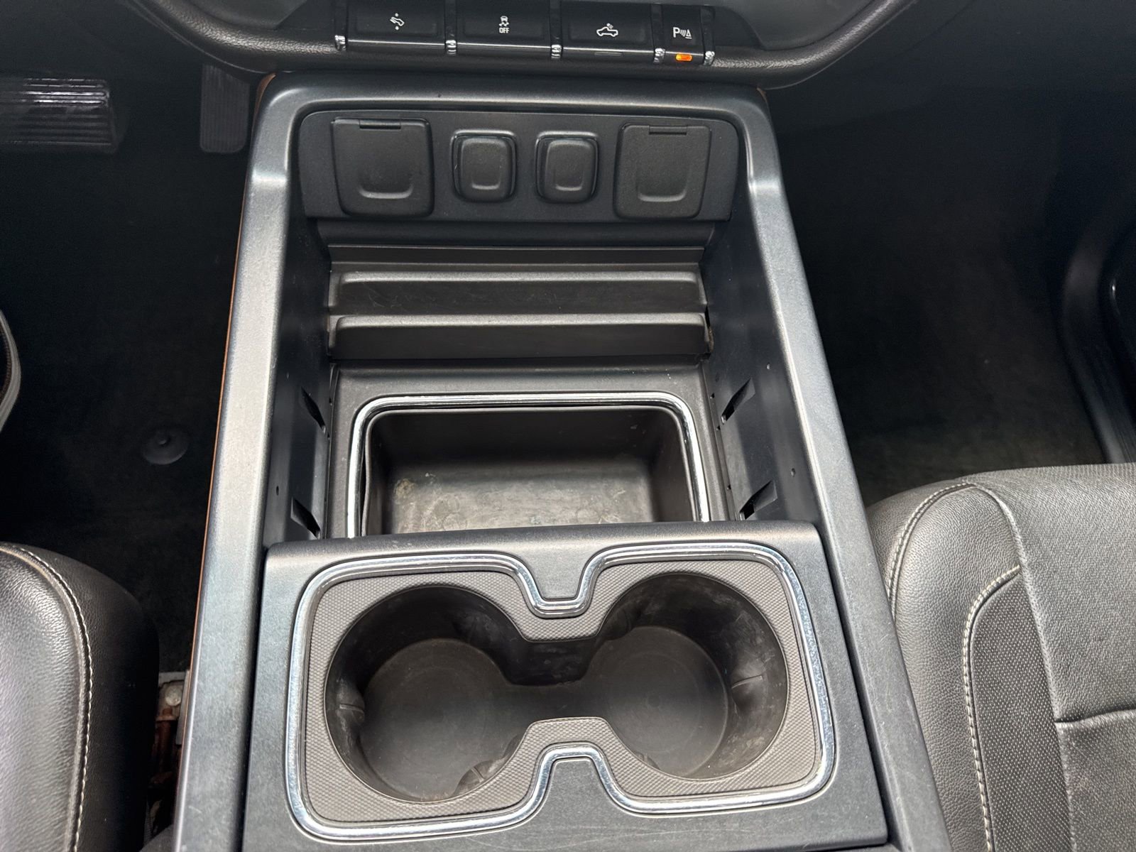 Used 2015 Chevrolet Silverado 1500 LTZ w/ LTZ Plus Package image 24