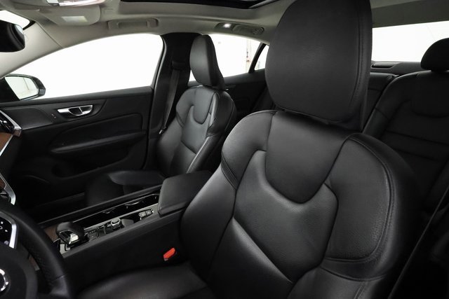 Used 2024 Volvo S60 B5 Plus image 11