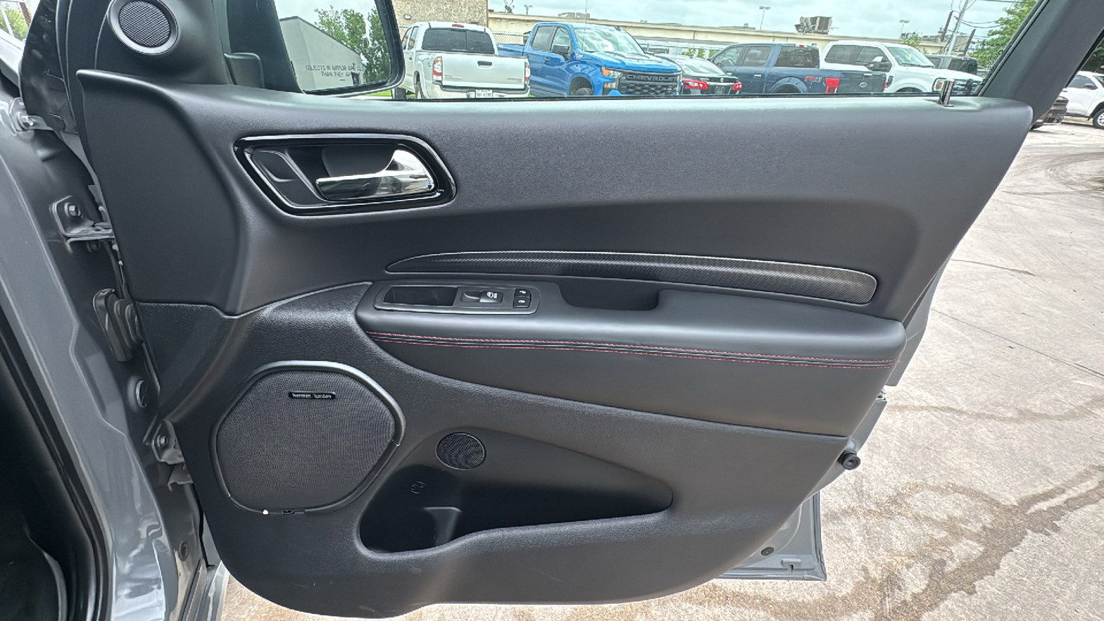 Used 2022 Dodge Durango R/T image 31