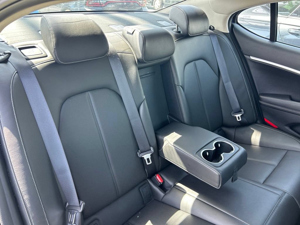 Used 2026 Genesis G70 2.5T RWD image 51