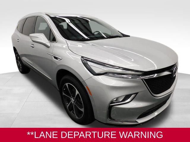 Used 2022 Buick Enclave Essence w/ Sport Touring Edition image 13