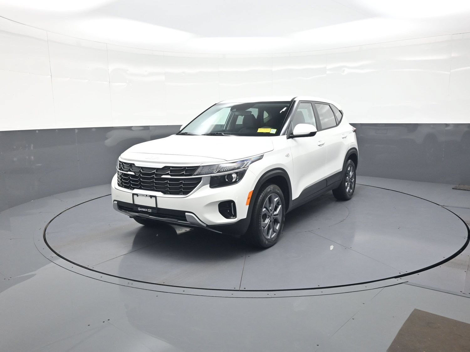 Used 2024 Kia Seltos LX AWD/4WD image 7