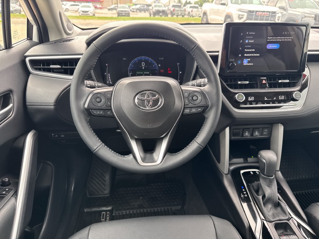 Used 2024 Toyota Corolla Cross XLE w/ Convenience Package AWD/4WD image 21