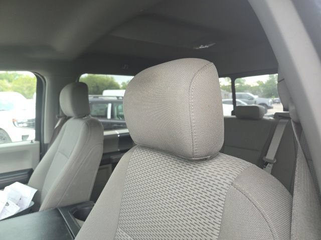 Used 2018 Ford F150 XLT w/ Equipment Group 302A Luxury AWD/4WD image 9