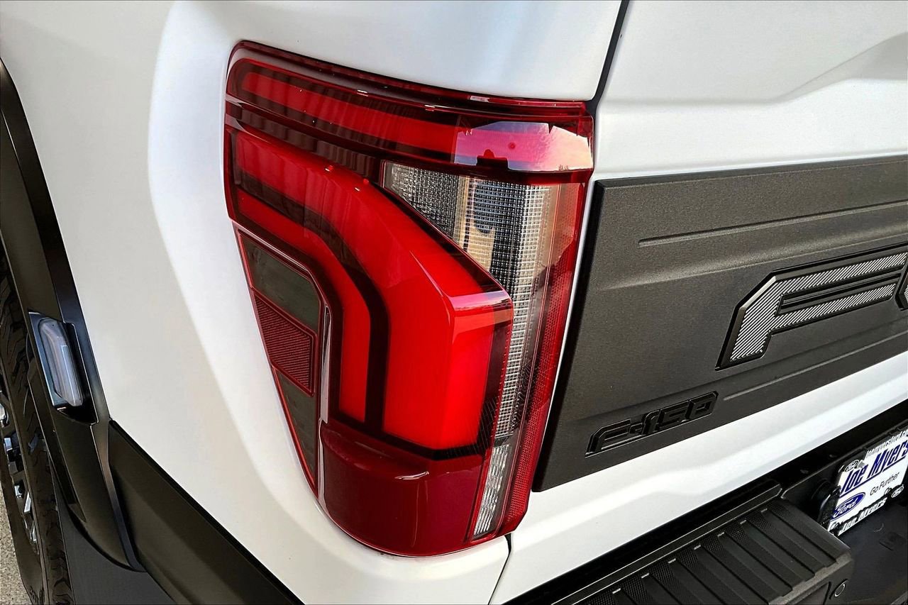 Used 2025 Ford F150 Raptor w/ Equipment Group 803A Raptor R AWD/4WD image 29