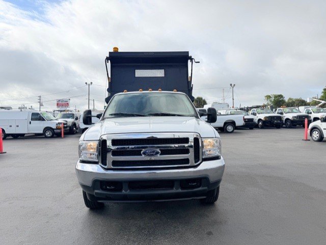 Used 2001 Ford F350 XL image 3