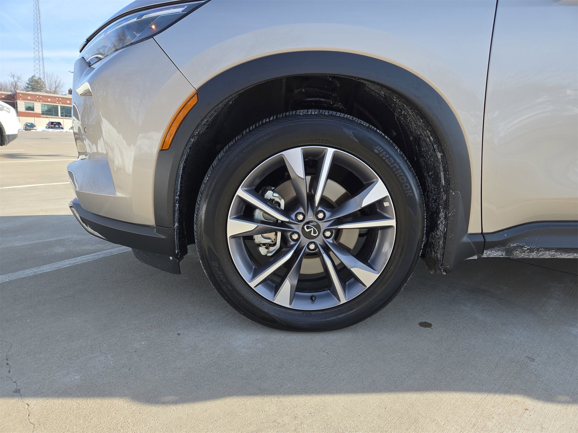 Used 2024 INFINITI QX60 Luxe w/ Vision Package image 39