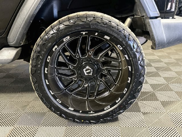 Used 2018 Jeep Wrangler Unlimited Sport AWD/4WD image 27