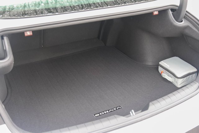 New 2026 Hyundai Sonata SE FWD image 8