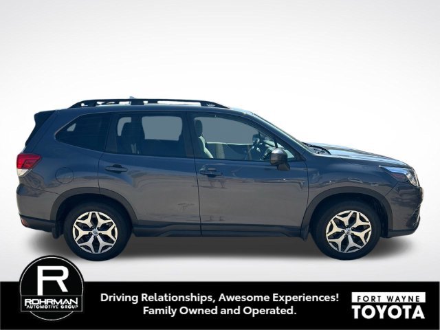 Used 2024 Subaru Forester Premium AWD/4WD image 3