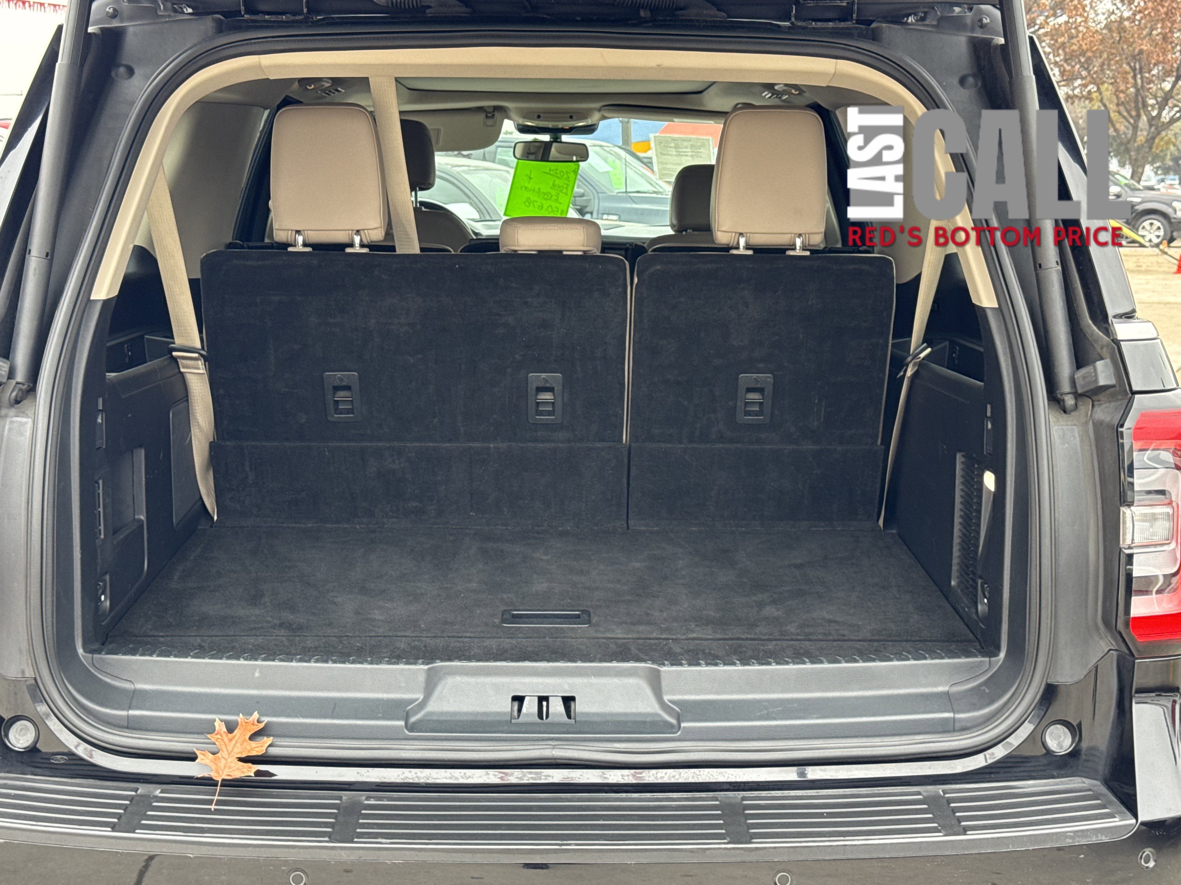 Used 2024 Ford Expedition Max Limited image 9